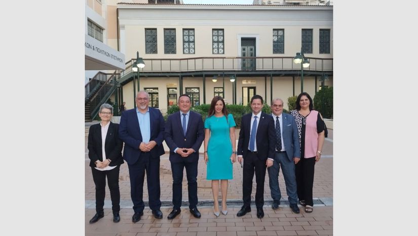 Σ. Ζαχαράκη: Η συνεχής άνοδος του ΕΚΠΑ στις διεθνείς κατατάξεις, αποτελεί απτή απόδειξη της ποιότητας του ακαδημαϊκού έργου που παράγεται